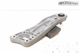 HL1W-4C000-EB FORD Rear Differential Mount Bracket Lincoln HL1W-4C000-EB FORD Rear Differential Mount Bracket Lincoln