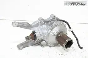 N1MP-3B476-AB FORD Front Differential Axle Carrier Lincoln
