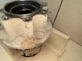 3C34-1109-D FORD Superduty Dually Rear Hub Powerstroke F350 #2