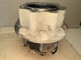 3C34-1109-D FORD Superduty Dually Rear Hub Powerstroke F350