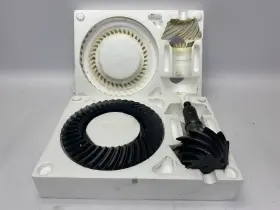 3L3EAM8E FORD Rear Differential Ring Gear Pinion Mustang