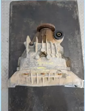 440-01384F FORD Rear Axle Differential Carrier Aviator
