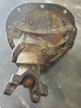 F8-2.75 FORD 8 Center Member Spline #2