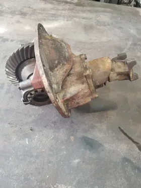 F8-2.75 FORD 8 Center Member Spline