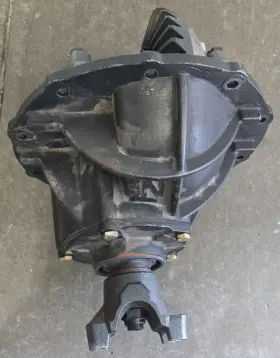 F9-3.25 FORD 9 Center Member Spline Posi #2