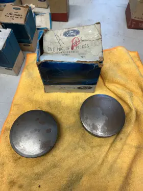 B9TZ-1131-B FORD Nos Front Hub Seal Caps Big