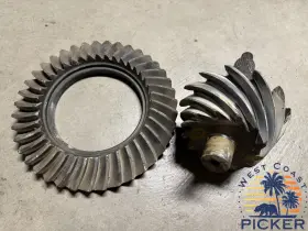 C0AZ-4209-E FORD Differential Axle Gear Ring Pinion Nos