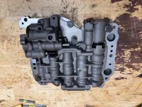 C5AP-7AO92-A FORD Trans Valve Body Dot Bolt C4