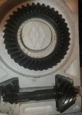 C60W-4610-A FORD Ring Pinion Gear Set