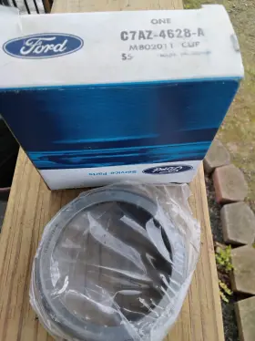 C7AZ-4628-A FORD Pinion Bearing Cup Nos