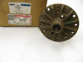 E7TZ-4204-D FORD Nos Rear Differential Carrier