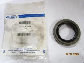 F5TZ-4676-A FORD Pinion Seal