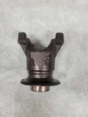 F91330Y FORD Pinion Yoke Spline