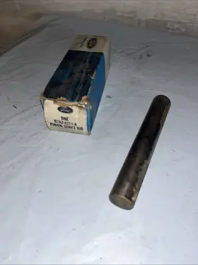 B7AZ-4211-A FORD FOMOCO Nos Pinion Shaft Differential Center
