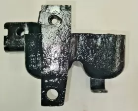 YC353A094AC FORD Front Axle Track Bar Mounting Bracket F350 #2