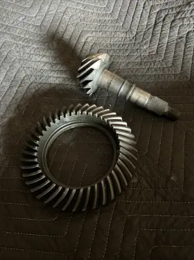 14030329 GENERAL MOTORS Ring Pinion Gears Rearend Axle Gm