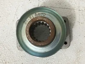 256811 GENERAL MOTORS Rear Spindle Flange Thread Corvette #2