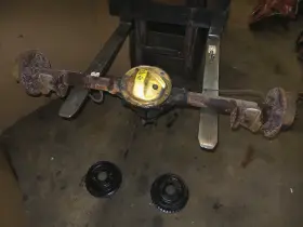 3988517 GENERAL MOTORS Drum Brake Bolt Posi Rear End Axle