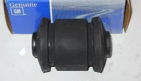 96057766 GENERAL MOTORS Nos Rear Control Arm Bushing Geo