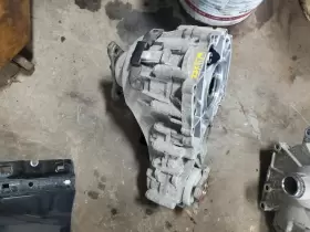 440-10178 GENESIS Carrier Rear G80