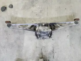 14084009 GM Rear Differential Pumpkin Batwing Cover Dana
