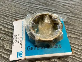 189825 GM Nos Needle Roller Bearing Transfer Chevy Suburban
