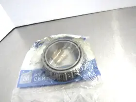 24258421 GM Front Differential Carrier Bearing Xts Traverse #2