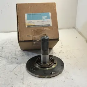 26006824 GM Axle Shaft Left Gmc Yukon Escalade Denali Tahoe