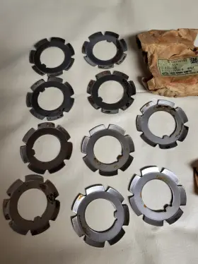 94020202 GM Luv Tuck Rear Axle Bearing Holder Washers Isuzu