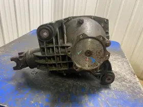 15189825 GM TRUCKS Front Carrier Differential 2500 Chevy #2 15189825 GM TRUCKS Front Carrier Differential 2500 Chevy #2