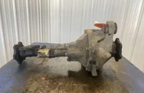 15202733 GM TRUCKS Front Carrier Differential 1500 Suburban