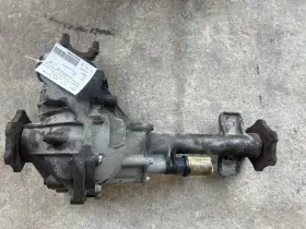 15860079 GMC Differential Carrier Front Axle 1500 Sierra