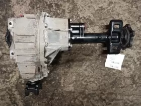 440-01477 GMC TRUCK Carrier Front Axle Yukon