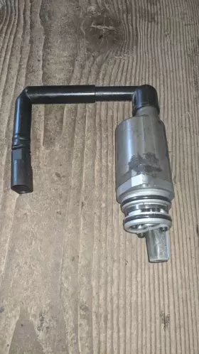02D525557 HALDEX Rear Differential Charge Pump MK1 Audi