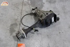 24235492 HUMMER Front Differential Axle Carrier H3 4WD #2