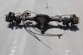 88965731 HUMMER Rear End Axle Housing Differential H2 4WD