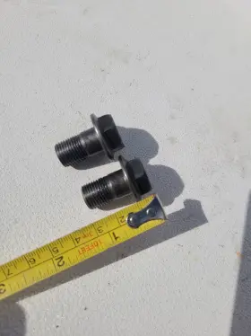 38102-7S000 INFINITI Differential Gear Ring Bolt