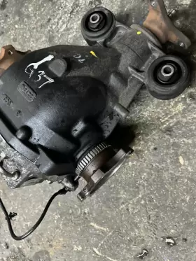 G37S-SPORT INFINITI Rear Differential Carrier #2