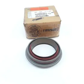 2590276C1 INTERNATIONAL Differential Pinion Oil Shaft Seal Hv