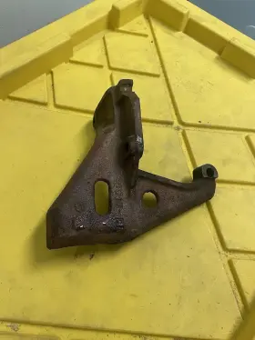 323217-01 INTERNATIONAL SCOUT Alternator Bracket Engine #2