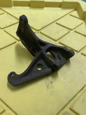 323217-01 INTERNATIONAL SCOUT Alternator Bracket Engine