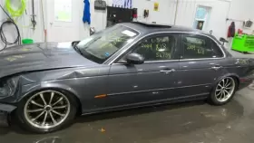 440-59140B JAGUAR Carrier XJ8 #2