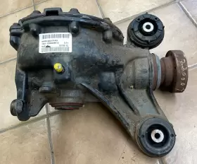 9W834A213AG JAGUAR Xjl Rear Differential Carrier