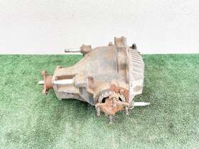 JLM20769E JAGUAR Vanden Plas Rear Differential Axle Carrier
