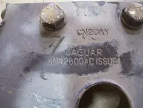 MNA2600AC JAGUAR Rear Differential Crossmember Bracket XJ8 #3