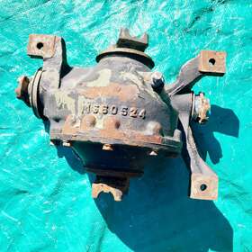 11660524 JEEP Military Mutt Differential M151