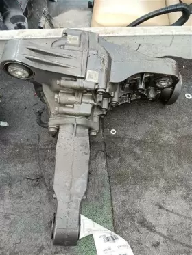 440-01586 JEEP Front Axle Differential Carrier Cherokee
