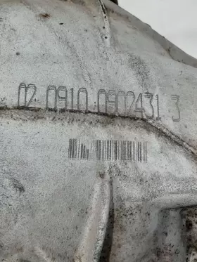 68210537AA JEEP Rear Differential Carrier Cherokee #3