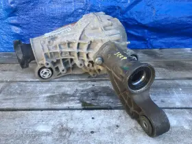 P68154503AB JEEP Front Carrier Cherokee