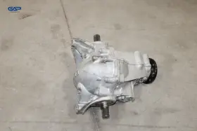 P68403539AA JEEP Rear Differential Axle Carrier 4X4 Wagoneer #3